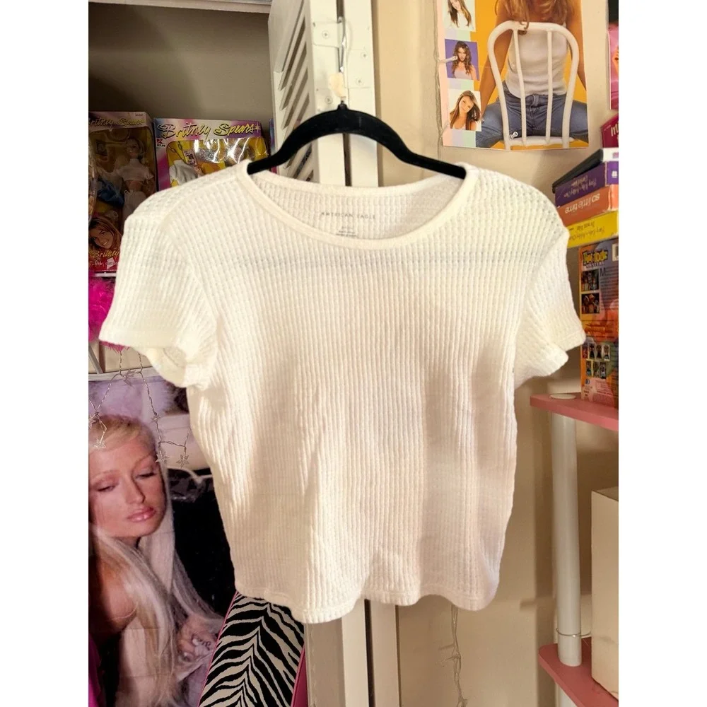 American Eagle Cream‎ Size Medium crop top - Picture 4 of 8
